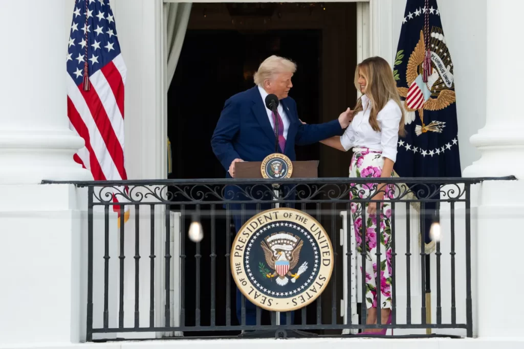 (VIDEO) White House Public Tours to Reopen in December 2025! Ne propustite ovu nevjerojatnu priliku da prošetate hodnicima moći i upijete svečanu atmosferu!