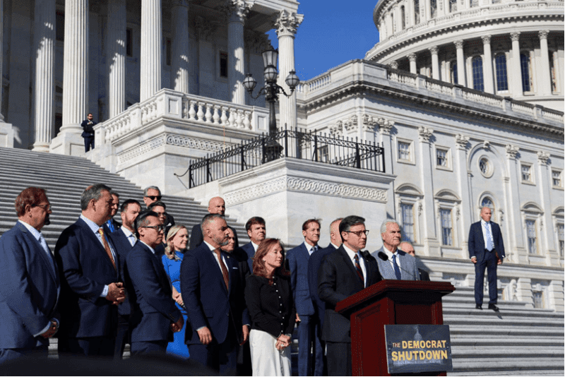 The Shameful Reality of the Democrat Shutdown! Mike Johnson o potrebi da pet razboritih demokrata u Senatu zanemari svoju stranačku predstavu i glasa za ponovno otvaranje američke vlade