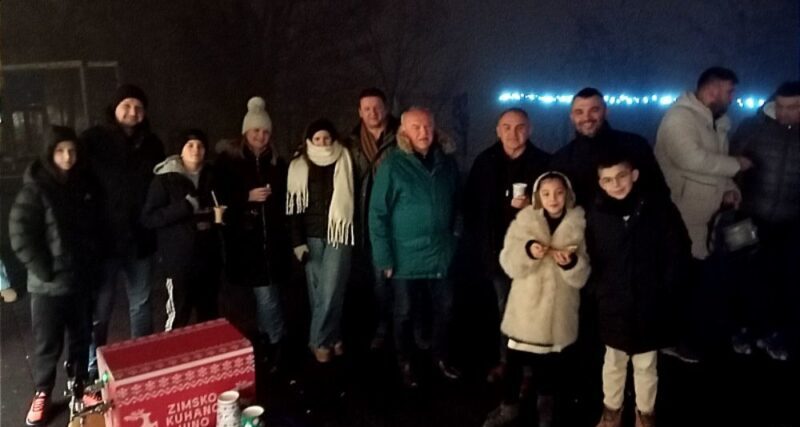 (FOTO i VIDEO) Noć svjetla, smijeha i ljubavi u Remetama! Advent za susjede, Toplina u zimskoj hladnoći