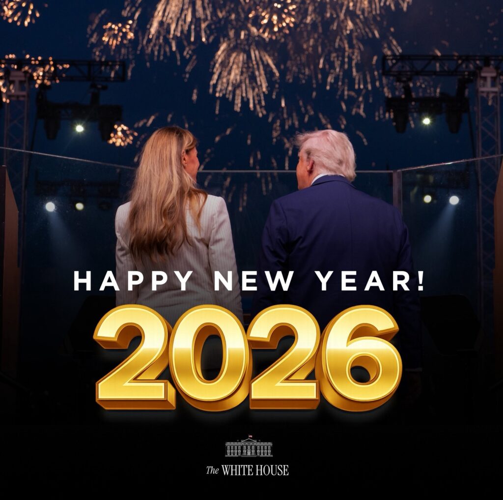 (FOTO i VIDEO) A New Year’s Promise from the Mar a Lago Front Porch! Predsjednik SAD-a Donald Trump dijeli svoju novogodišnju želju: ‘Mir. Mir na Zemlji’