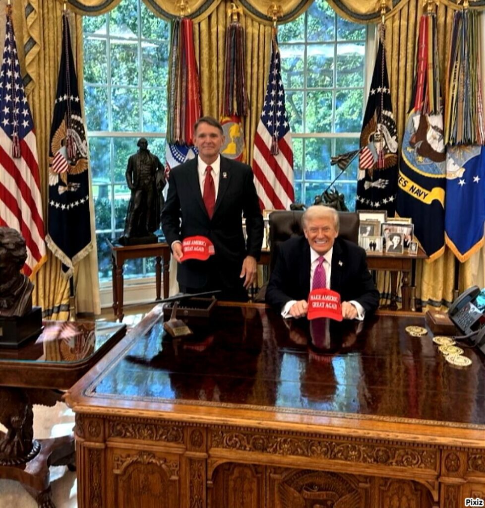 Trump istaknuo kandidata za 4. kongresni okrug Kentuckyja: „Kapetan Ed Gallrein ima moju potpunu i totalnu podršku… POBJEDNIK KOJI NEĆE RAZOČARATI KENTUCKY!”