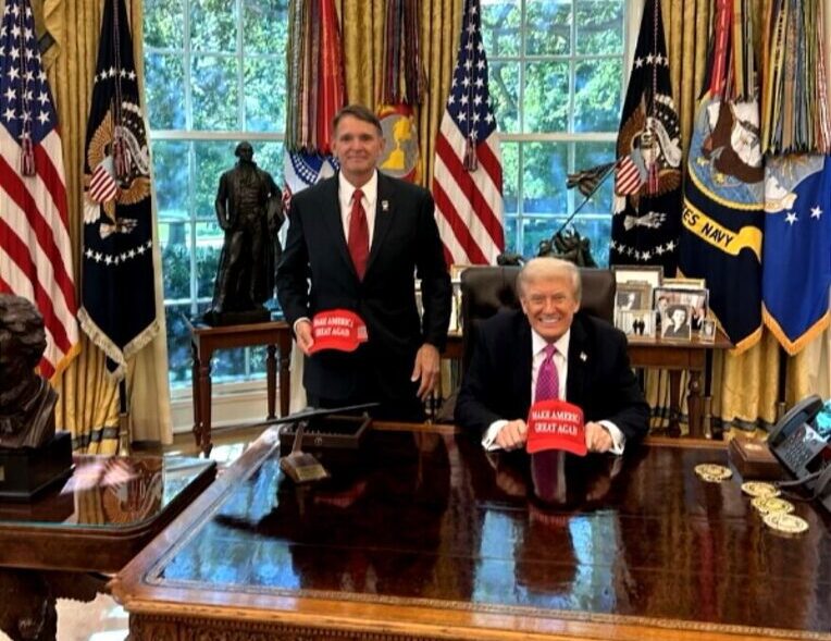 Trump istaknuo kandidata za 4. kongresni okrug Kentuckyja: „Kapetan Ed Gallrein ima moju potpunu i totalnu podršku… POBJEDNIK KOJI NEĆE RAZOČARATI KENTUCKY!”