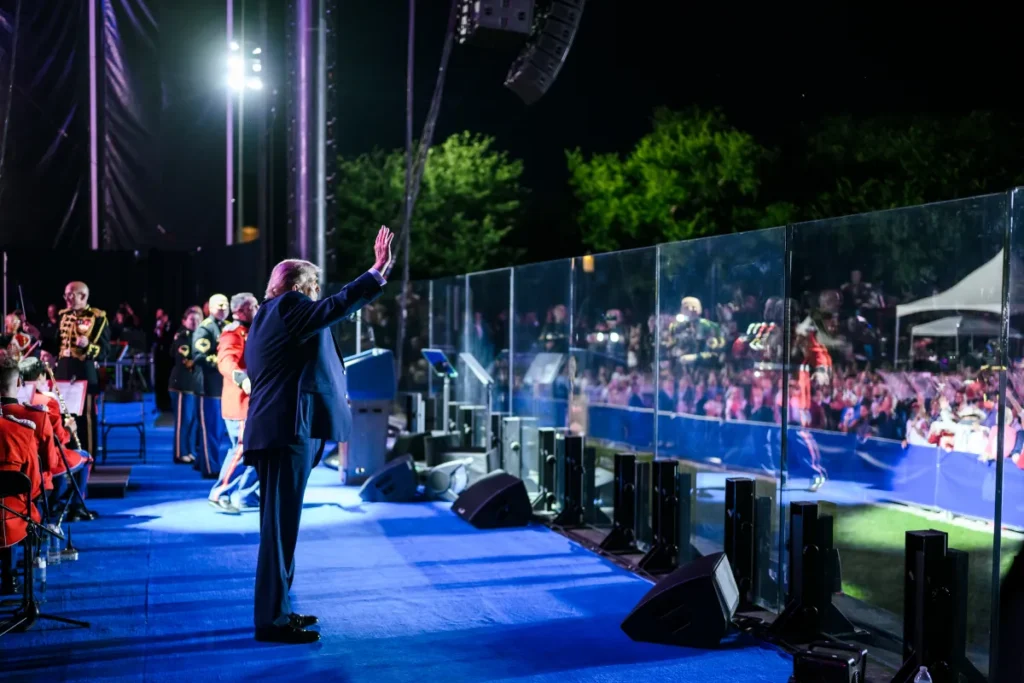 (FOTO i VIDEO) America is Back! Trump pokrenuo Veliki američki državni sajam usred povijesnog početka proslave 250. godišnjice: Sretan rođendan, Amerika!
