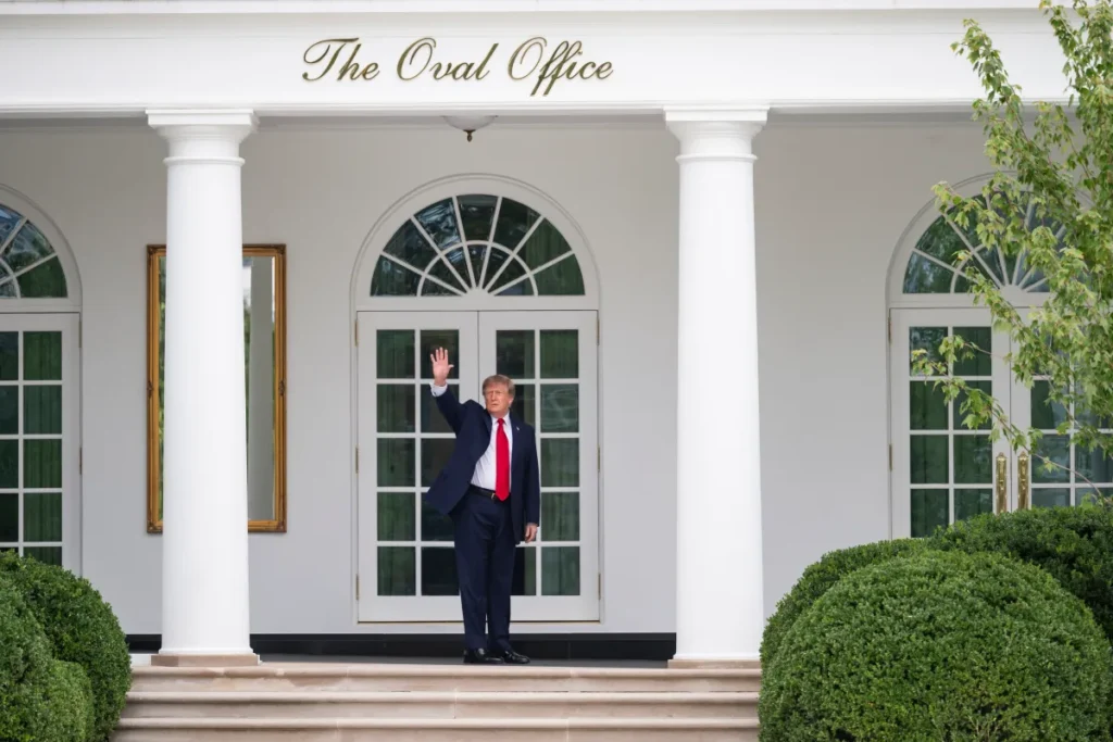 On the World Stage! Trump iznosi viziju ‘Prva Amerika’ i postiže povijesne uspjehe kod kuće i u inozemstvu