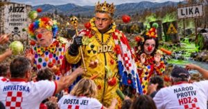 Back to the Streets? Kruna, klaunsko odijelo i toksični otpad! Unutar gospićkog skandala, Diktator Plenković i Majstorski tečaj institucionalne ironije
